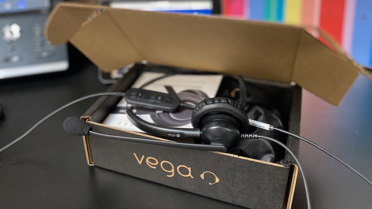 Vega 100 UC USB Headset in Box